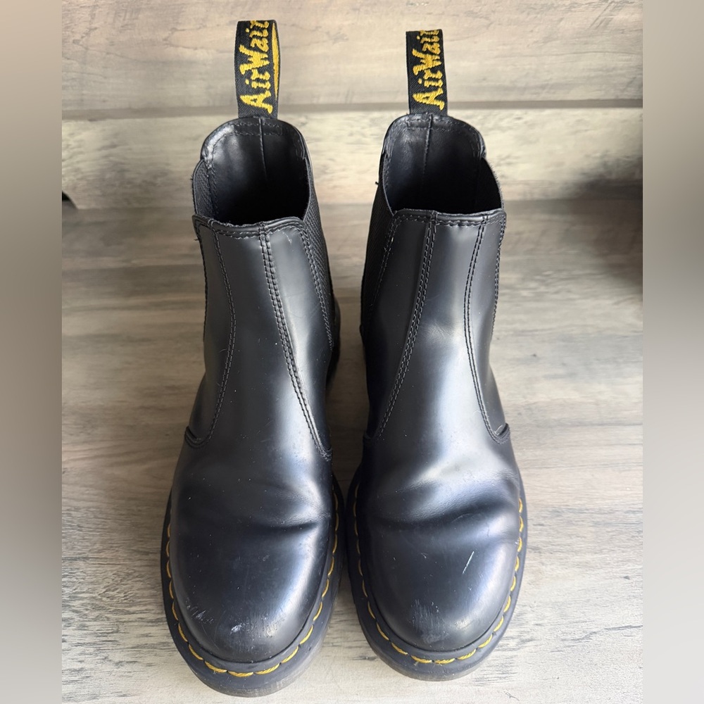 Doc Martens 2976 Smooth Leather Platform Chelsea Boots Men’s Sz 8 Women’s 9.5 - Picture 5 of 8